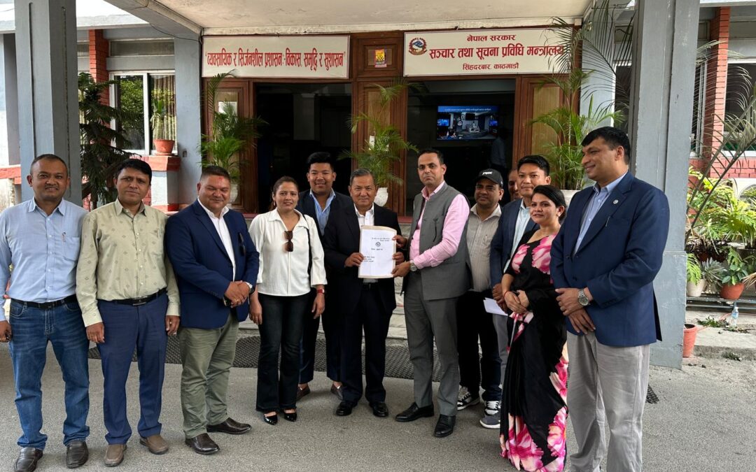 प्रेस सेन्टर नेपालले तीनै तहका सरकारलाई एकसाथ बुझायो ज्ञापनपत्र